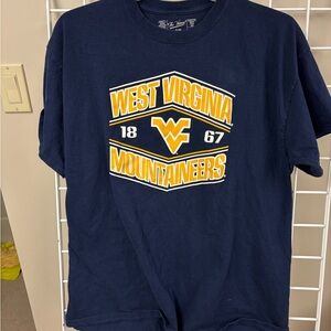 Navy blue West Virginia University Mountaineers t-shirt size 2XL. Short sleeve.